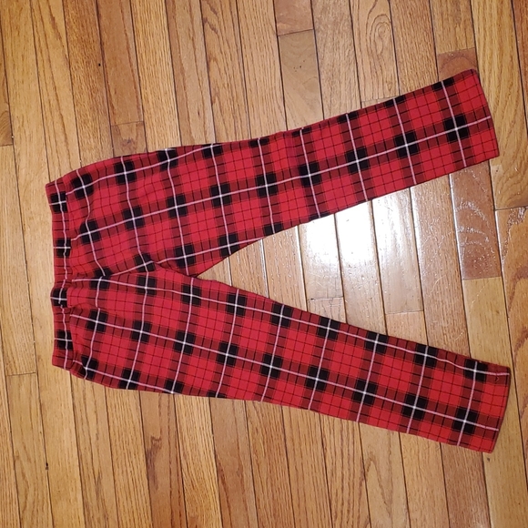 Girl's buffalo plaid jeggings perfect for Christmas/Holidays NWOT - Picture 2 of 3